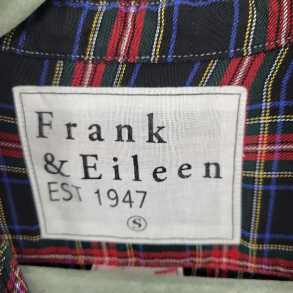 Frank & Eileen Red and Blue Plaid Button-Up Shirt Size Small - Picture 3 of 9